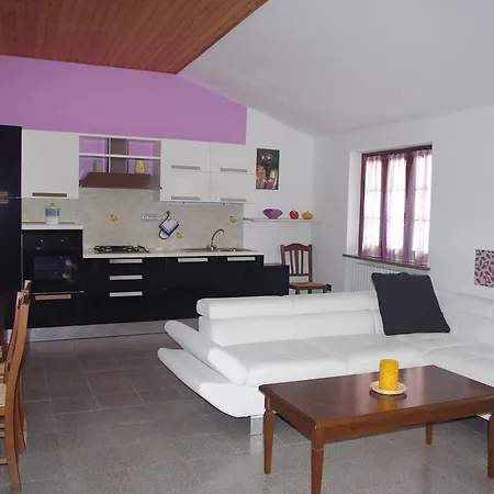 アパート Cascina Lodorino Cerretto Langhe